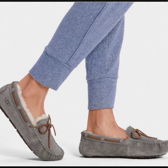 UGG Shoes - UGG Dakota pewter mocasines 8